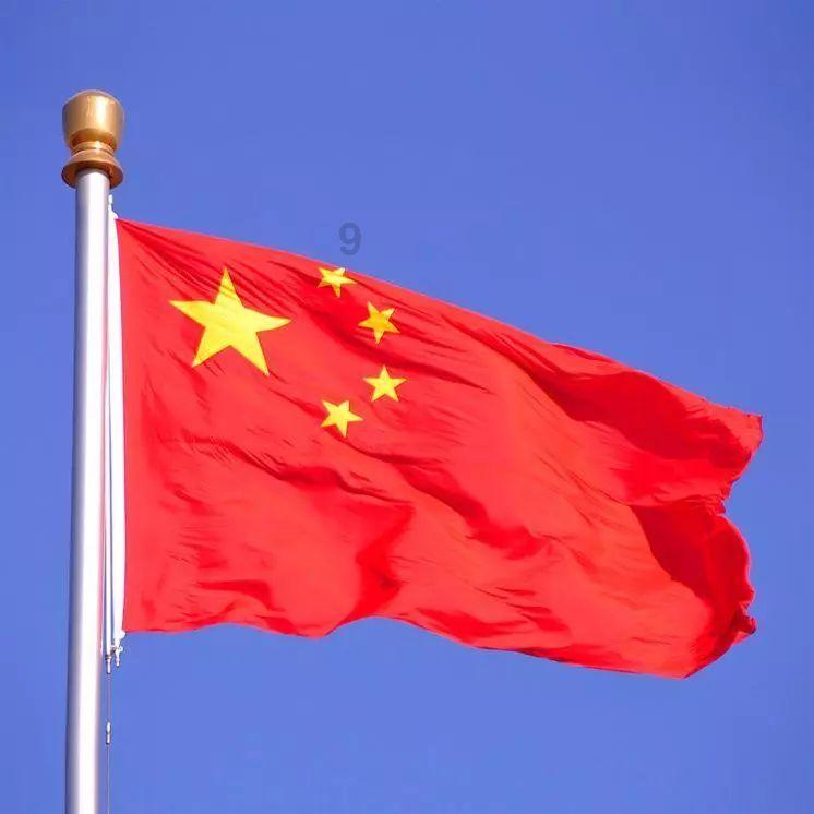 Look!They()very()年轻then。填写什么单词？游戏画面